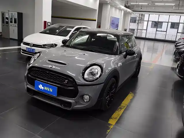 MINI  2018