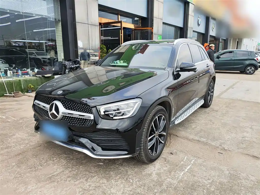 MERCEDES-BENZ GLC
