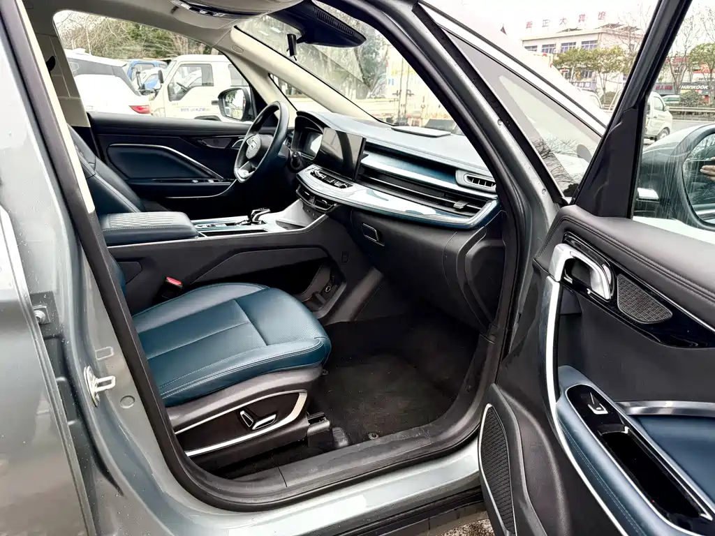 GEELY AUTOMOBILE JIAJIE