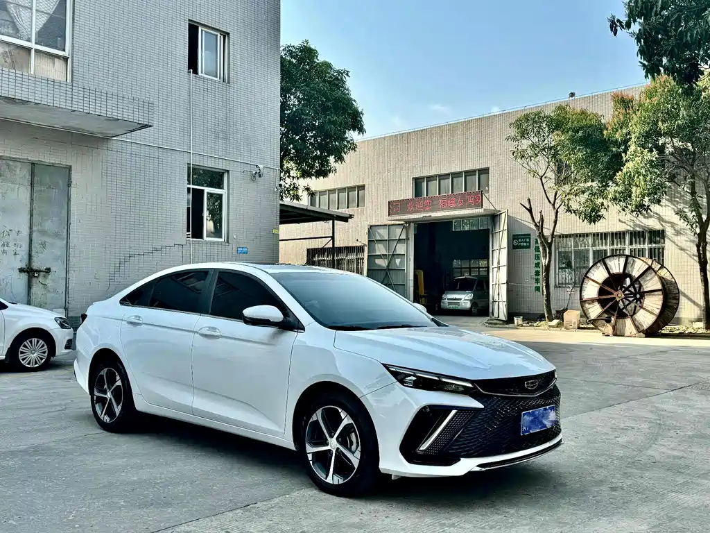 Geely Emgrand L — миниатюра 3