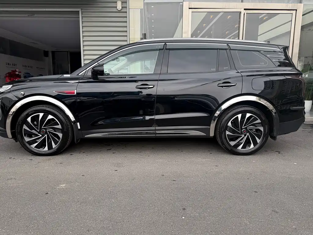 Hongqi HS7 PHEV 2025 2.0T PHEV 6 мест