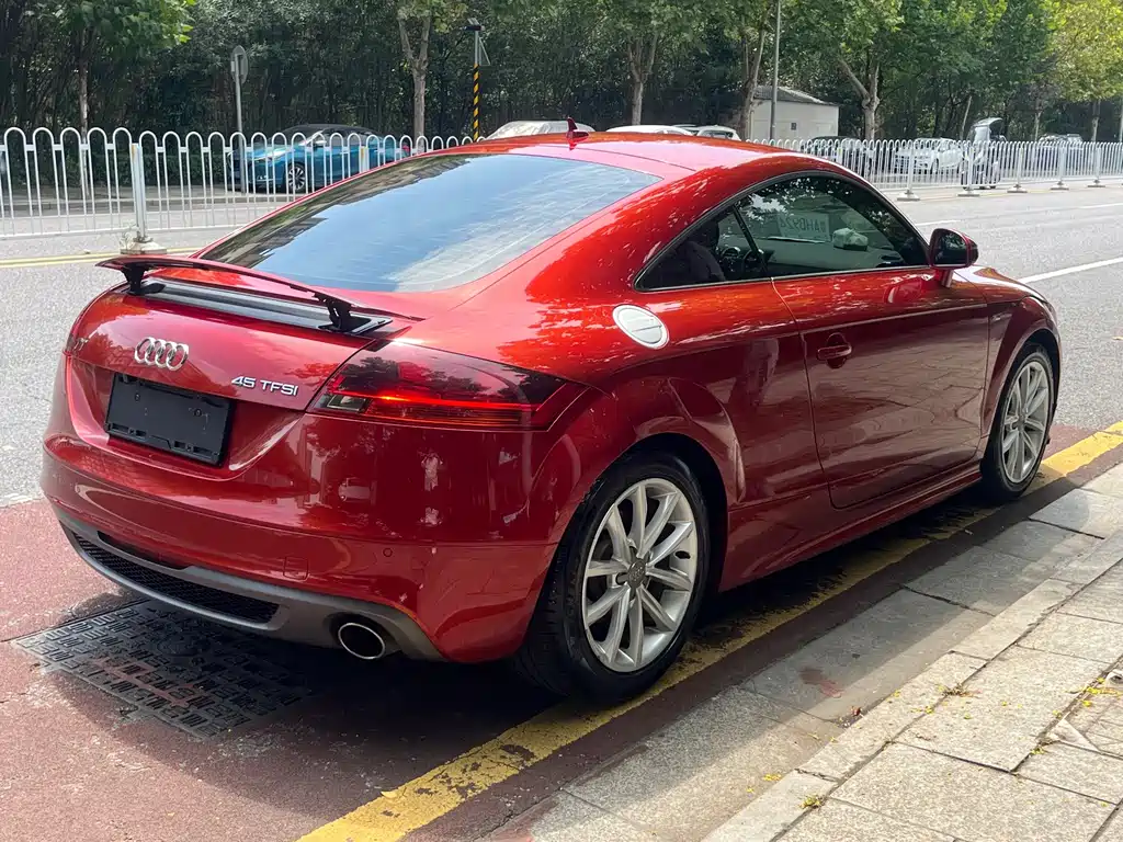 Audi TT — миниатюра 6