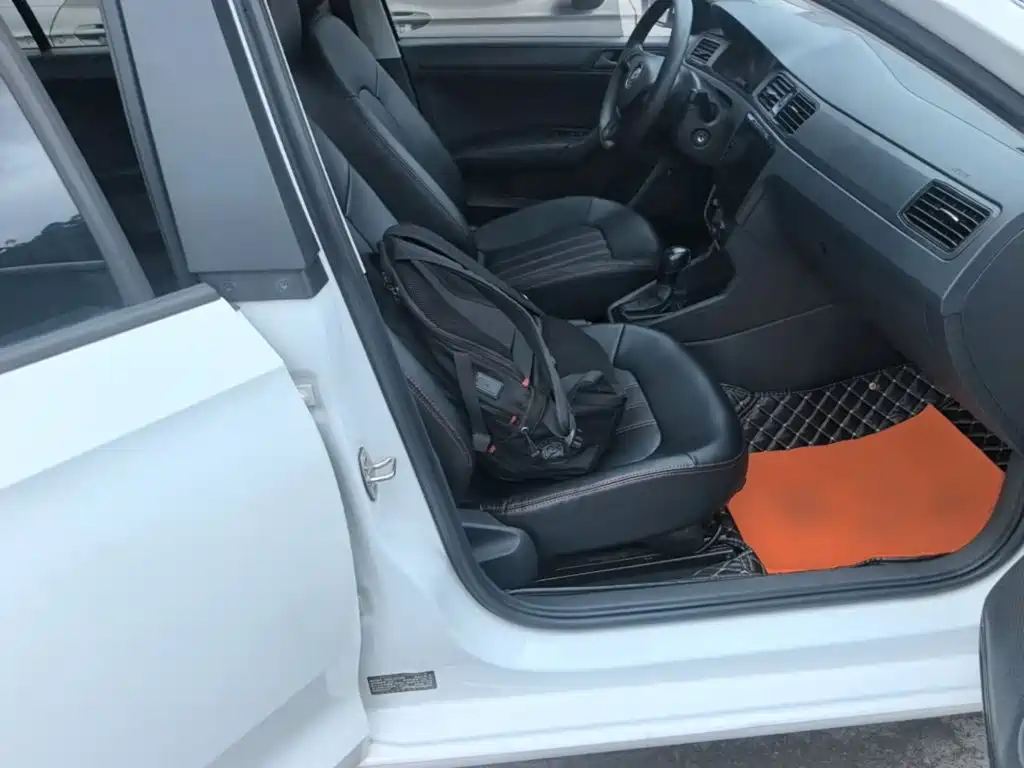 Volkswagen Santana — миниатюра 25