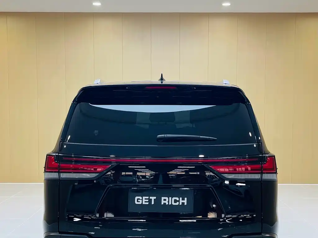 Lexus LX — миниатюра 8
