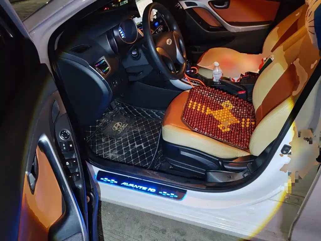 Hyundai Elantra Langdong — миниатюра 12