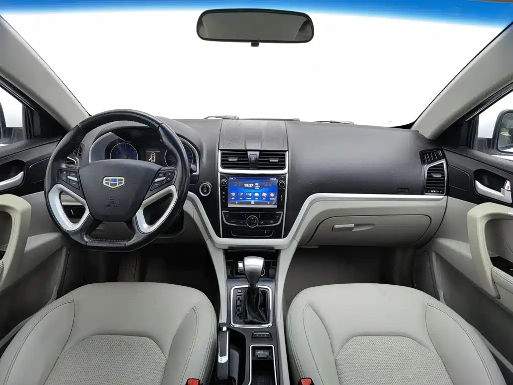Geely Emgrand — миниатюра 5