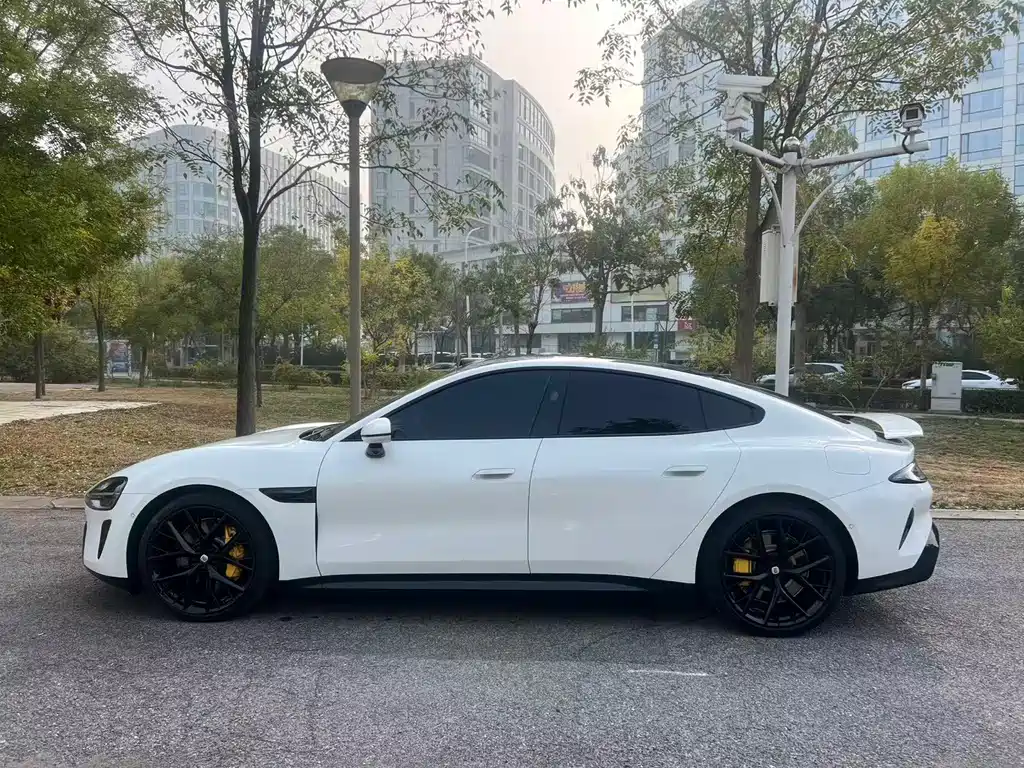 XIAOMI CAR XIAOMI SU7