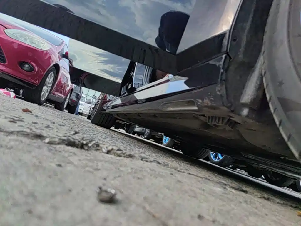 BMW 5 Series — миниатюра 21