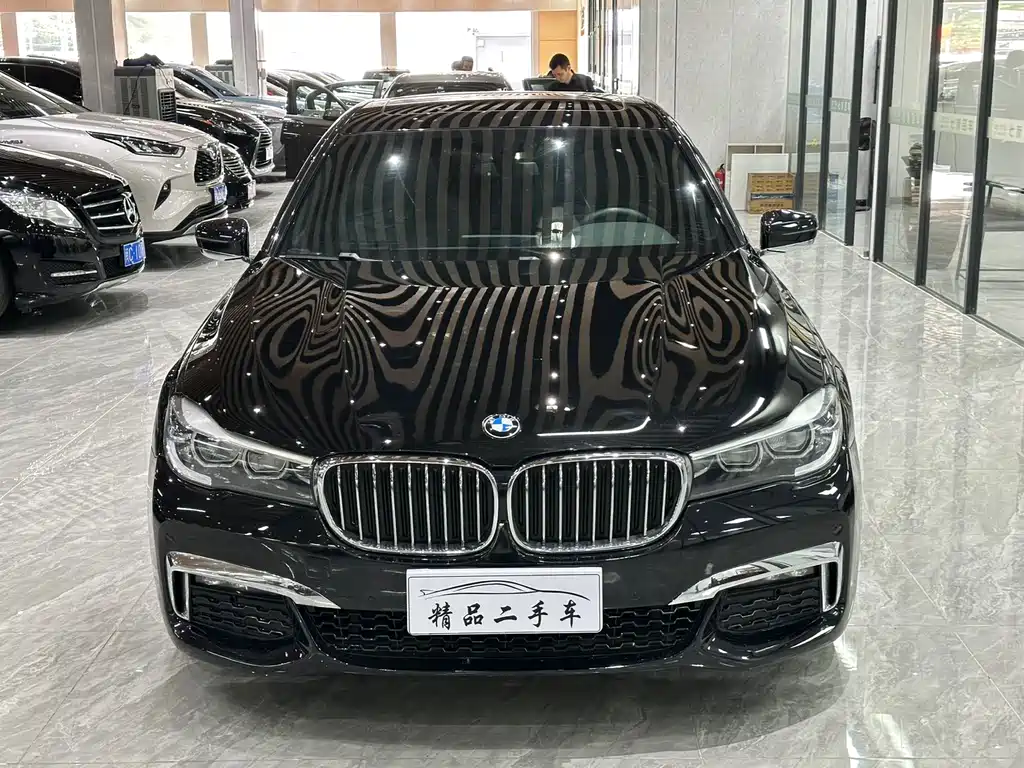 BMW 7 SERIES