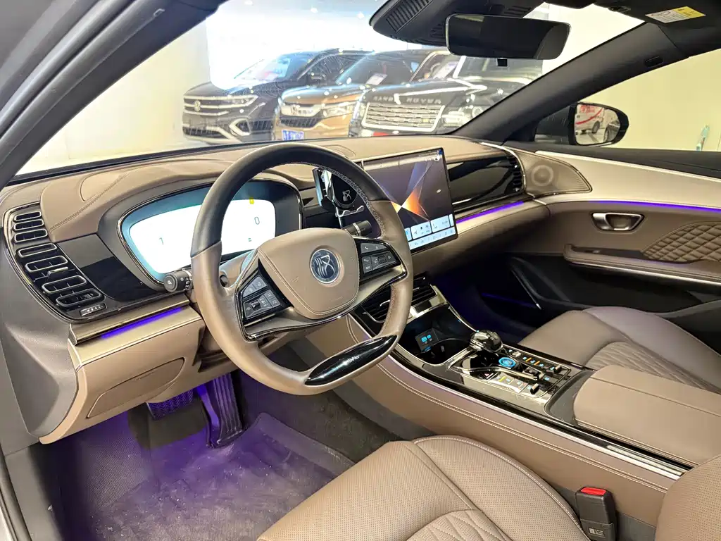 BYD Han — миниатюра 9