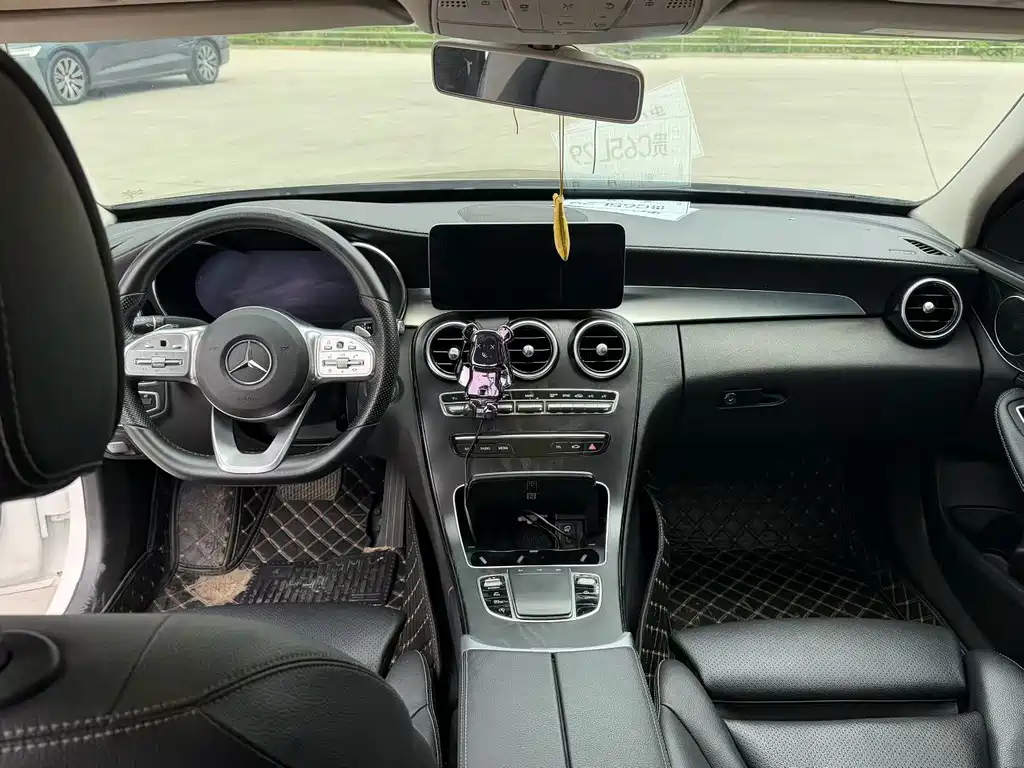 Mercedes-Benz C-Class — миниатюра 8