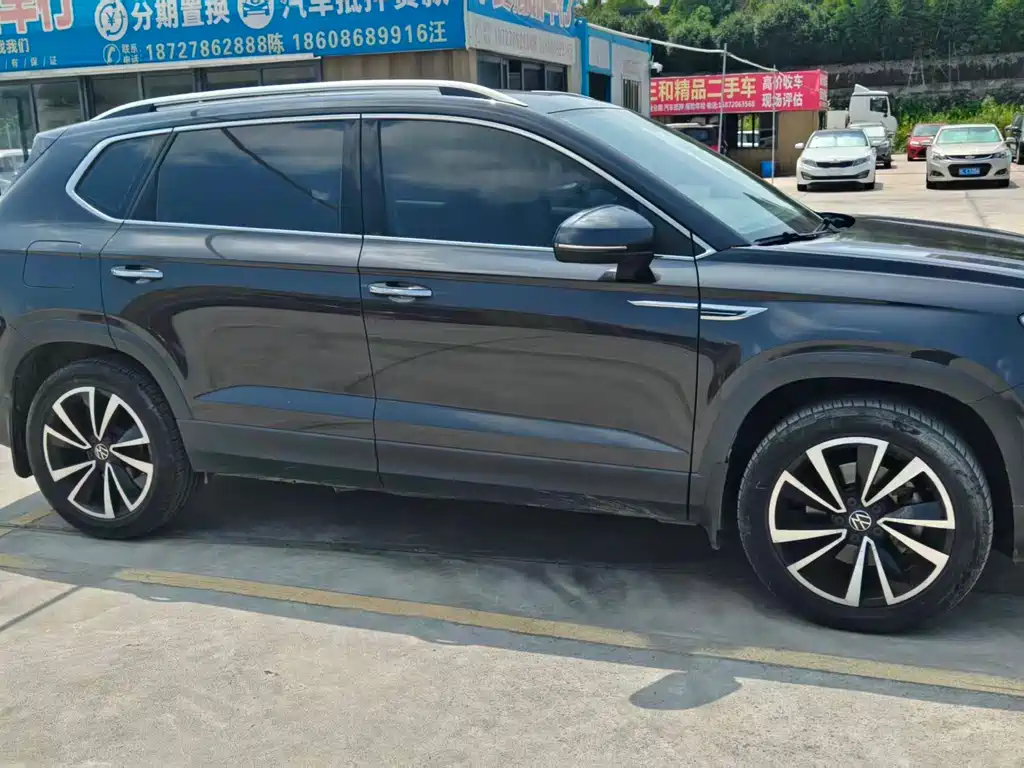 Volkswagen Tharu — миниатюра 3