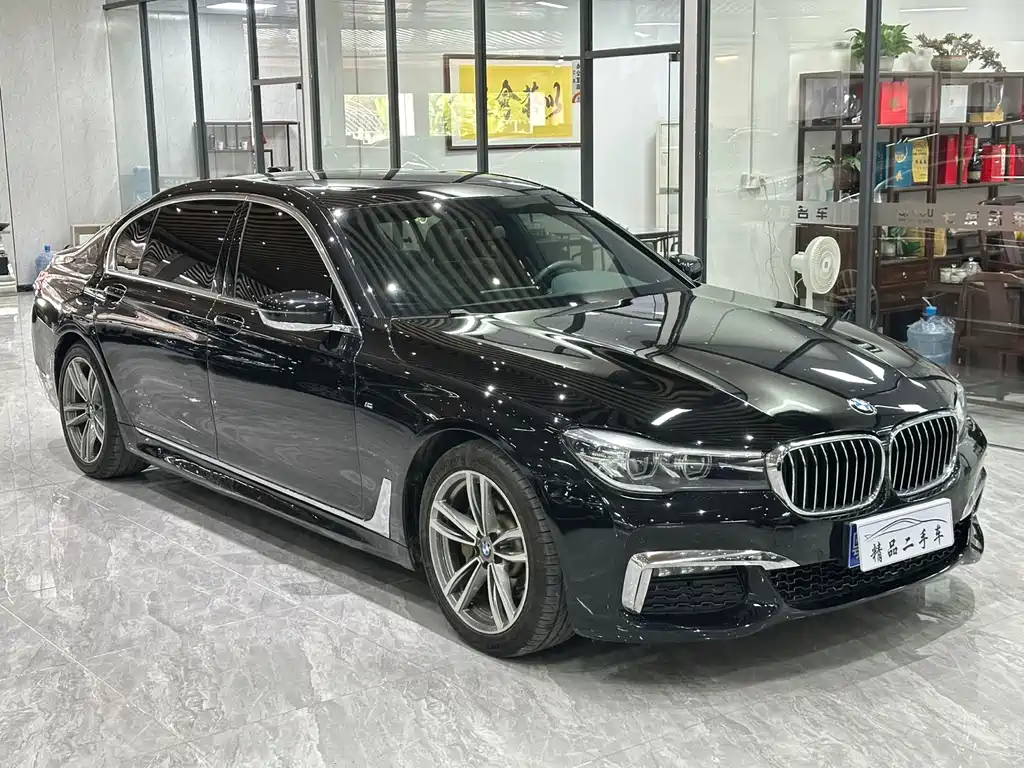 BMW 7 SERIES