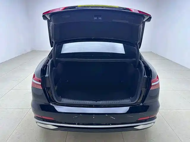 Audi A6L — миниатюра 6