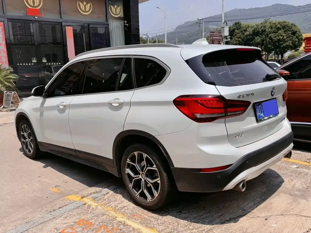 BMW X1 — миниатюра 4