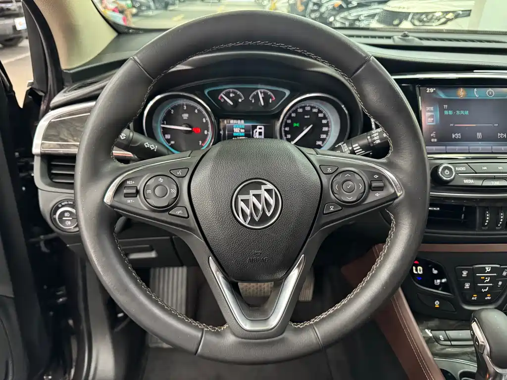 Buick Envision Plus — миниатюра 13