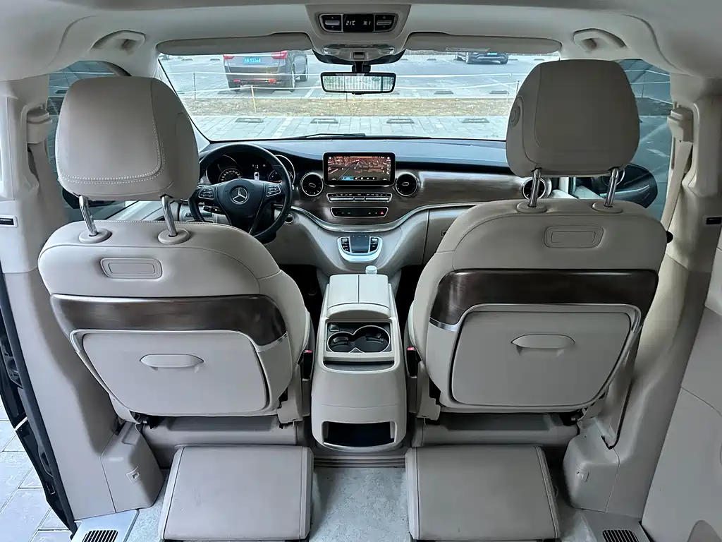 MERCEDES-BENZ V CLASS