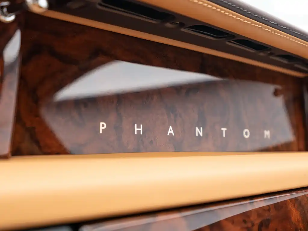 ROLLS-ROYCE PHANTOM