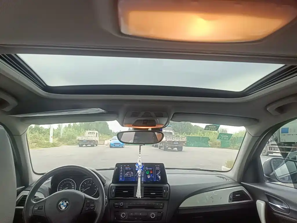 BMW 1 Series (Import) — миниатюра 18