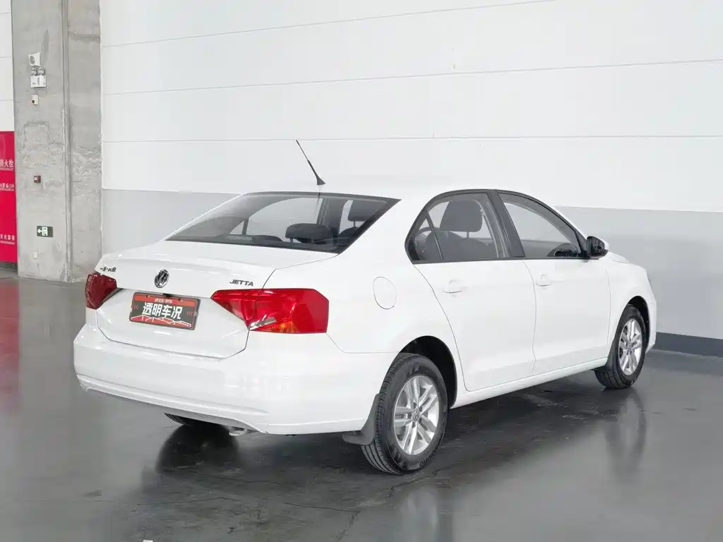 Volkswagen Jetta — миниатюра 2