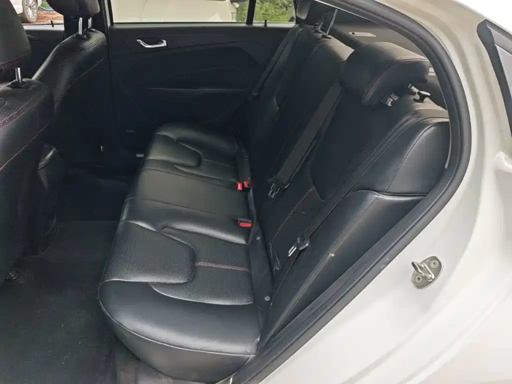 Chery Arrizo 5 — миниатюра 17