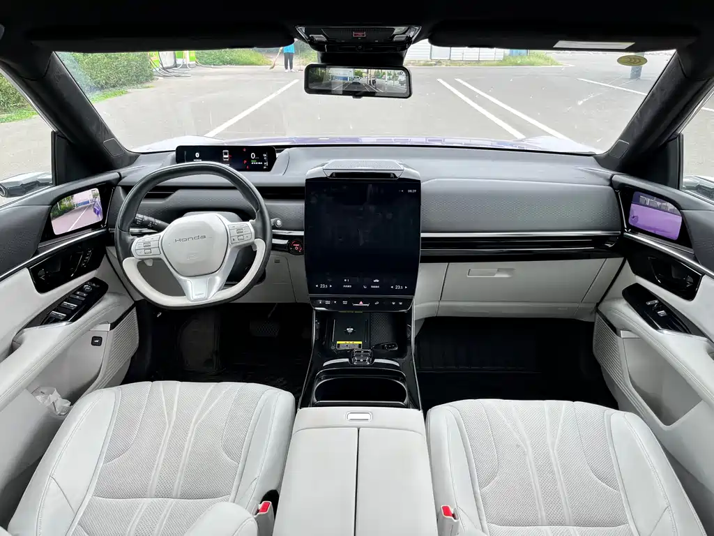 Honda Hiroyo Honda P7 — миниатюра 23
