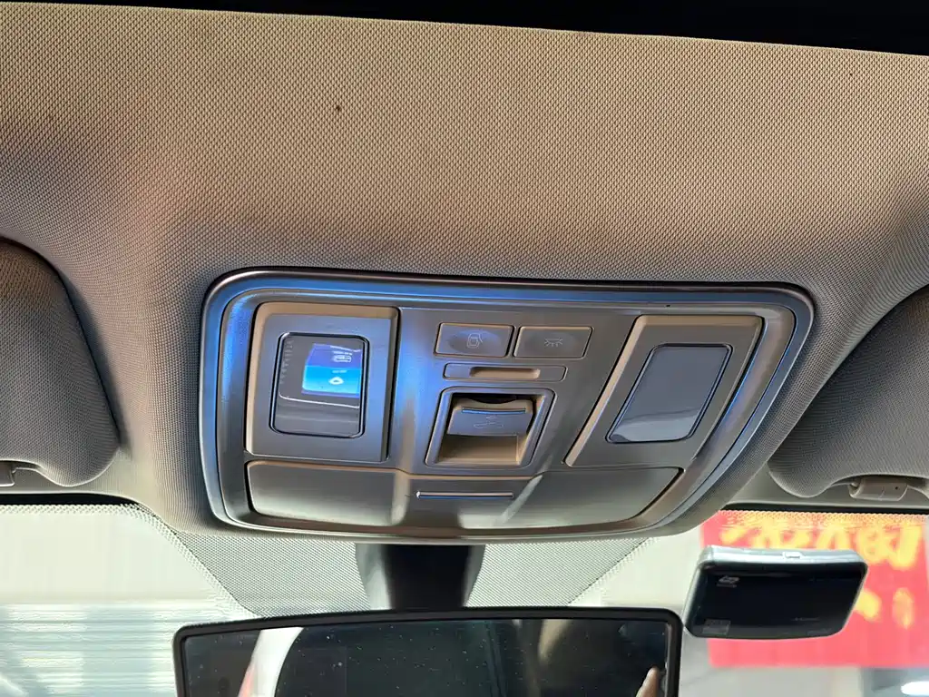 GEELY AUTOMOBILE VISION X6