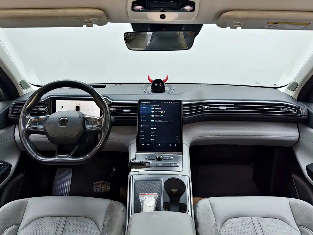 NIO ES6 — миниатюра 12