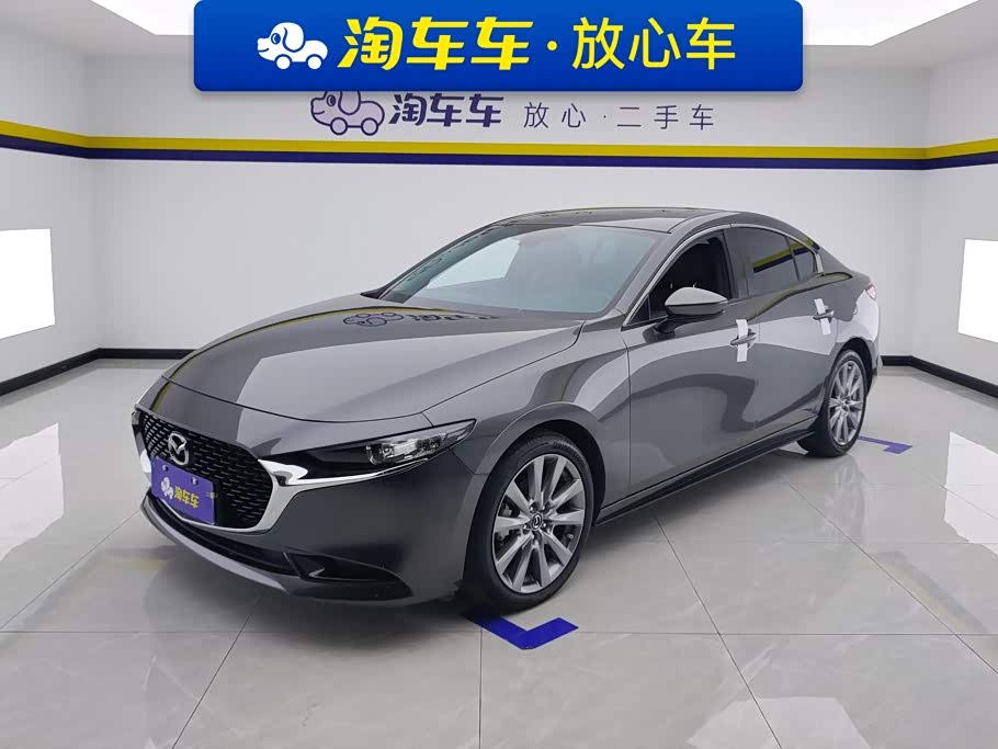 Mazda Mazda3 Axela 2.0 л 2025 г. Серебристо-серый, пробег 36000 км