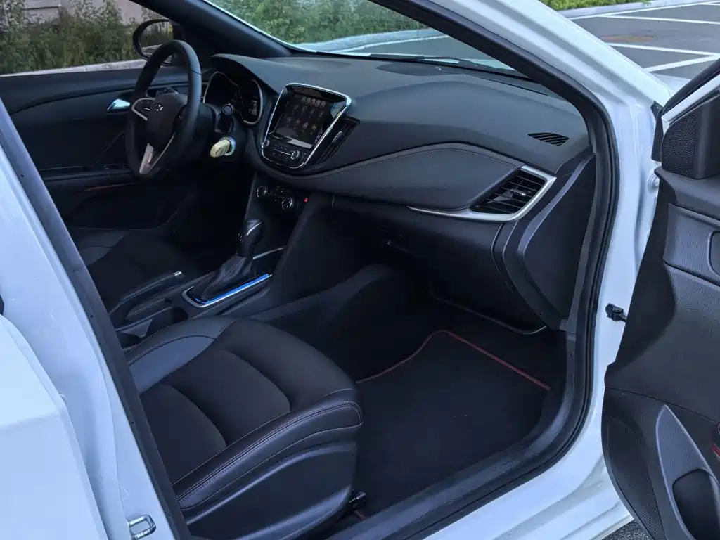 Chevrolet Monza — миниатюра 6