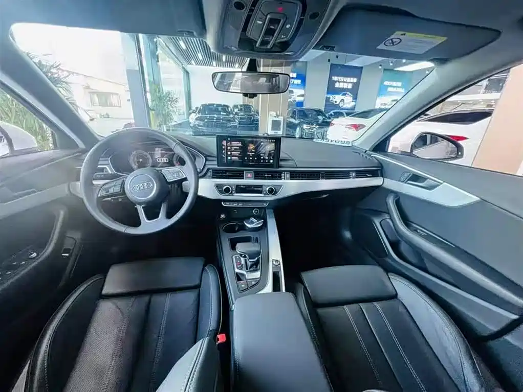 Audi A4L 2020 40 TFSI Fashion