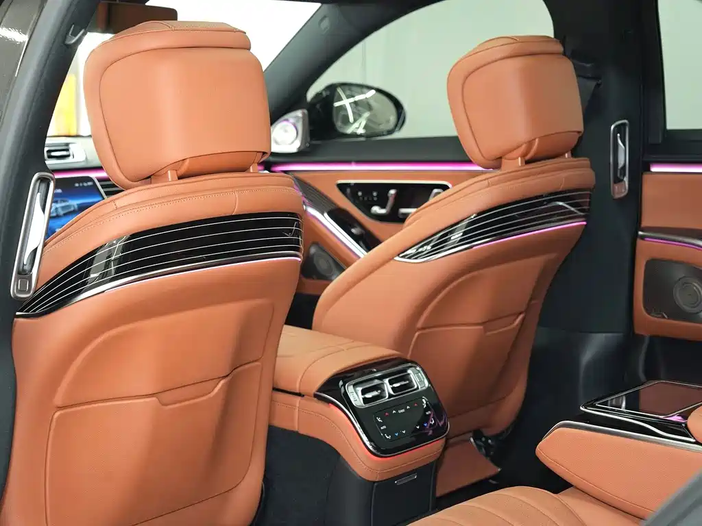 Mercedes-Benz S-Class — миниатюра 24
