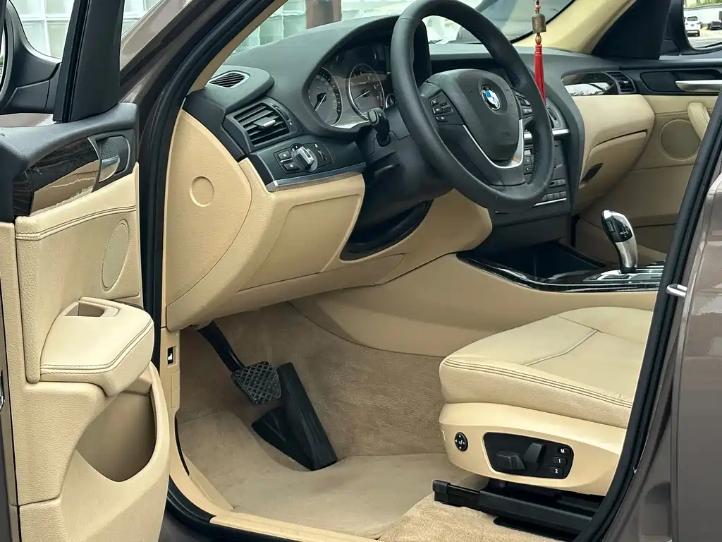 BMW X3 (Import) — миниатюра 24