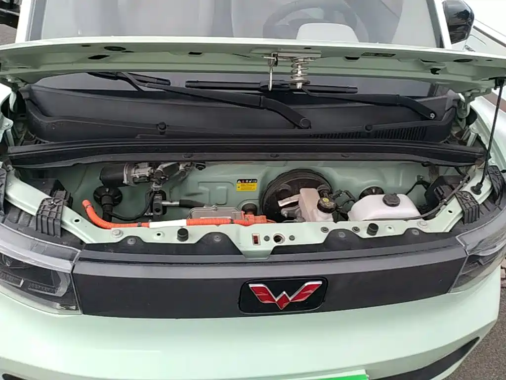 Wuling MINIEV — миниатюра 20