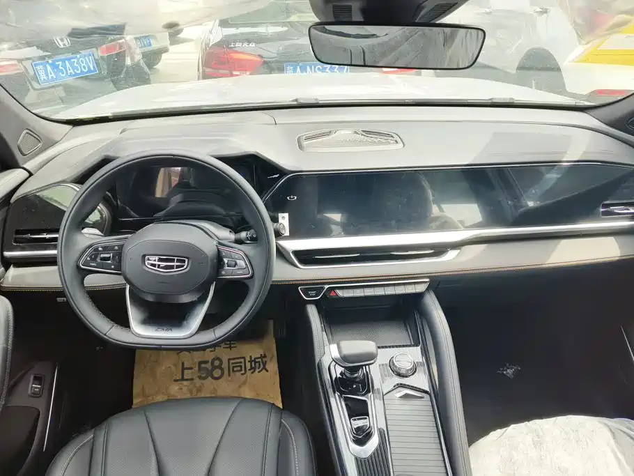 Geely Xingyue L — миниатюра 12