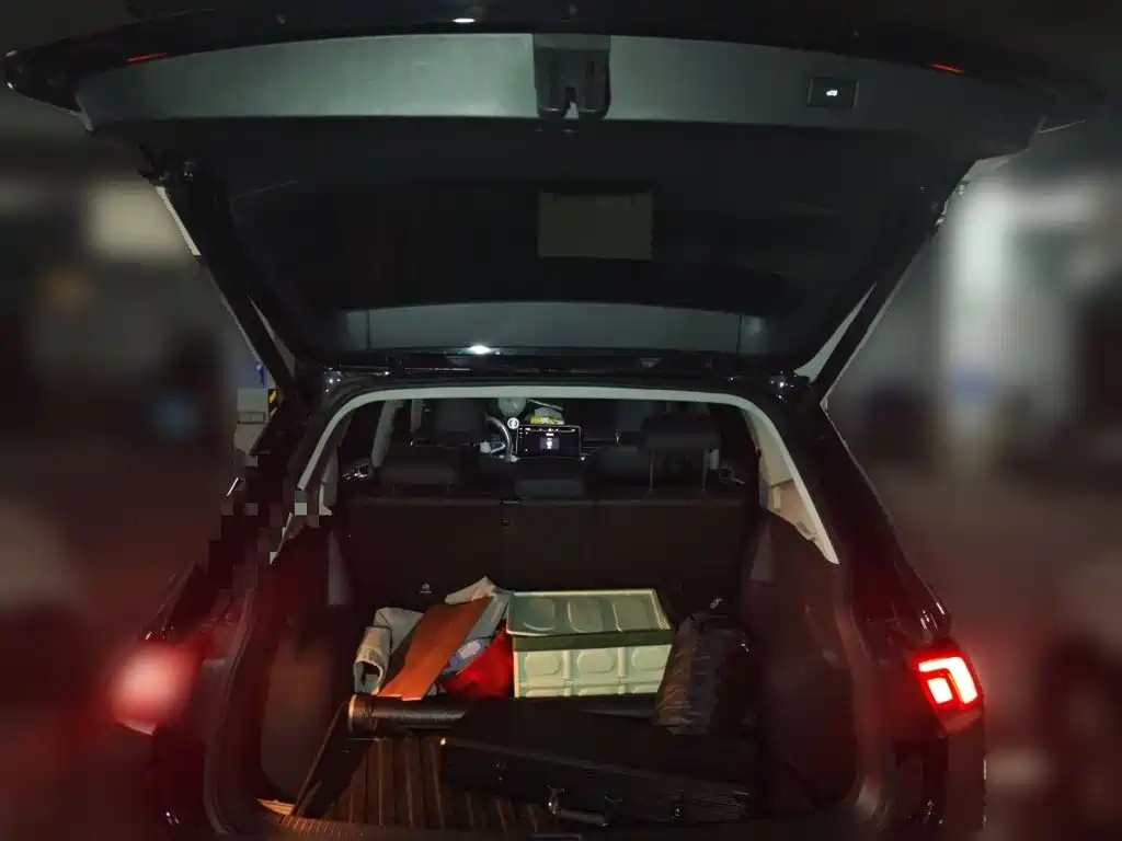 Volkswagen Tiguan L — миниатюра 10