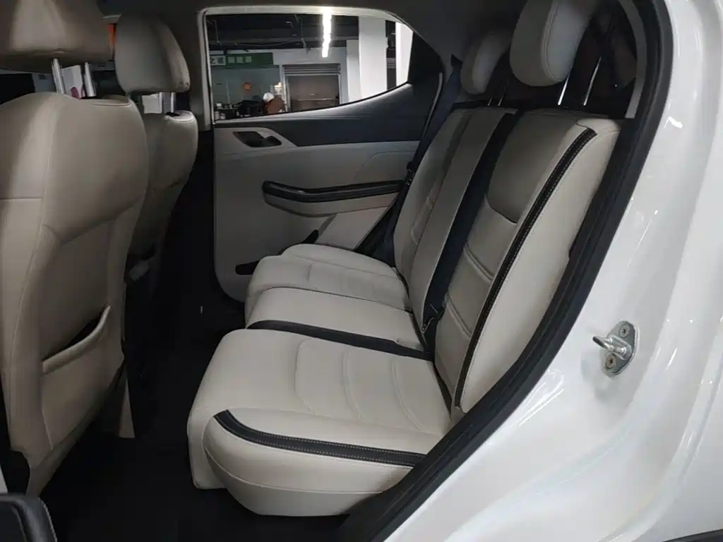 BYD Yuan Pro — миниатюра 17