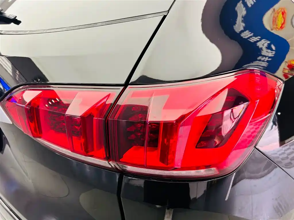 WEI PAI WEI BRAND VV6