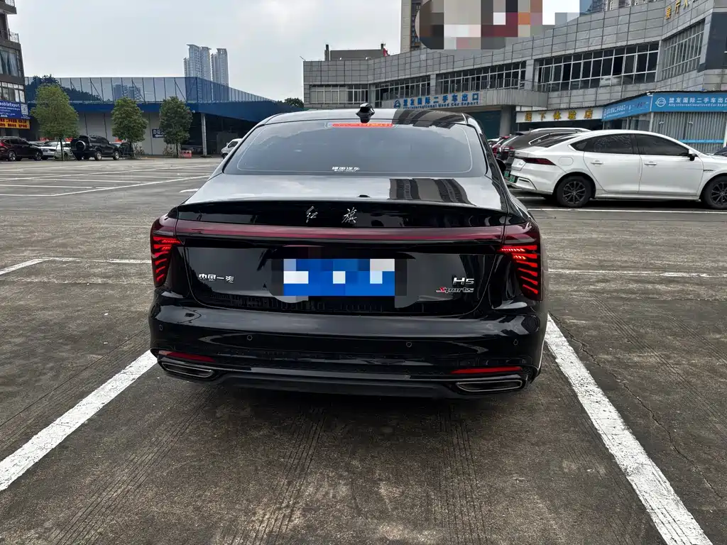 Hongqi Hongqi H5 — миниатюра 6