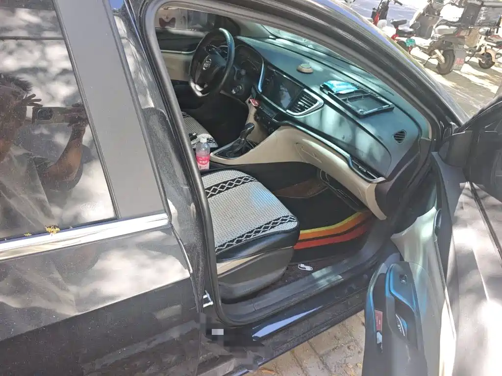 Buick Excelle — миниатюра 19