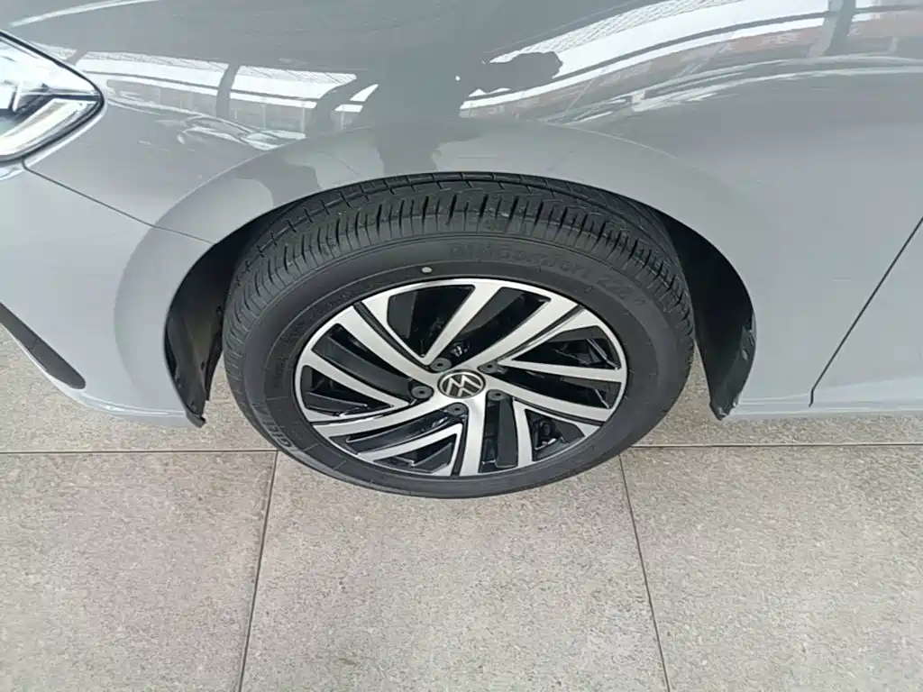 Volkswagen Lavida — миниатюра 23