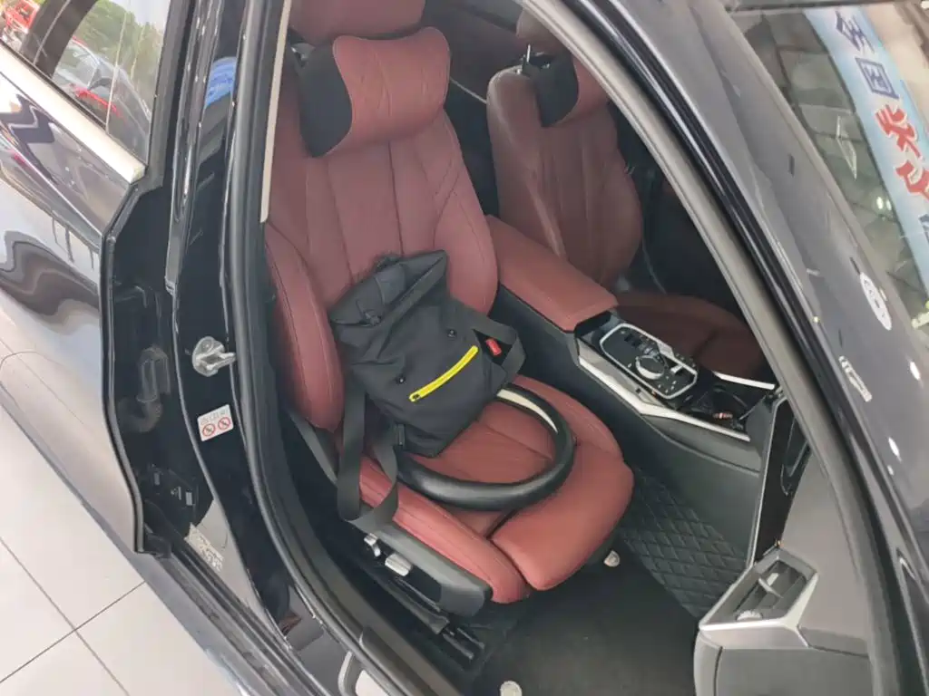 BMW 3 Series — миниатюра 25