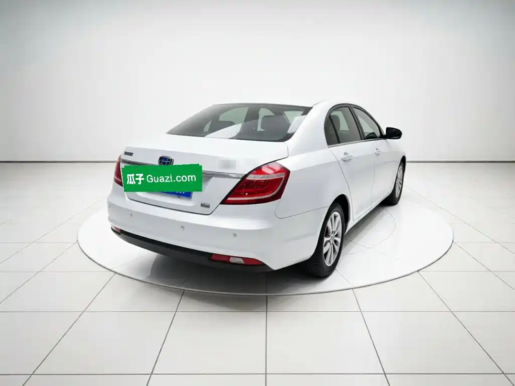 Geely Emgrand — миниатюра 6