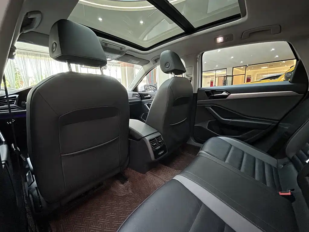 Volkswagen Sagitar — миниатюра 14
