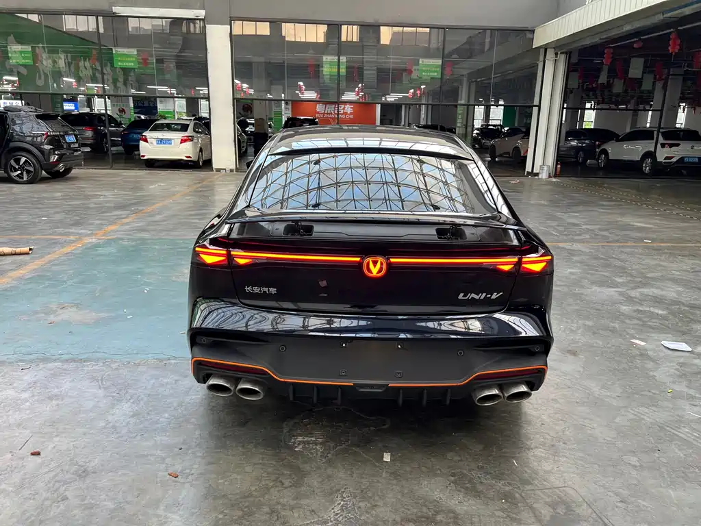 Changan UNI-V — миниатюра 9