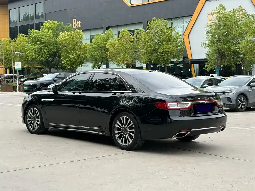 Lincoln Continental — миниатюра 37