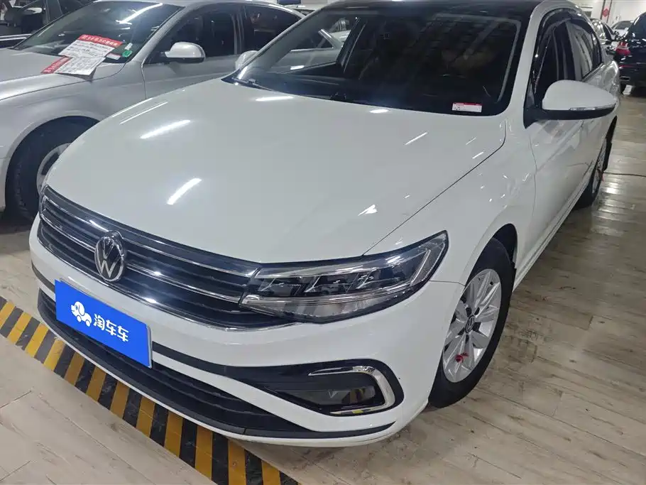 Volkswagen Bora 2023