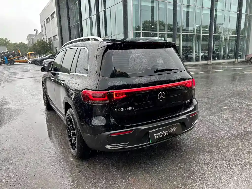 Mercedes-Benz EQB — миниатюра 7