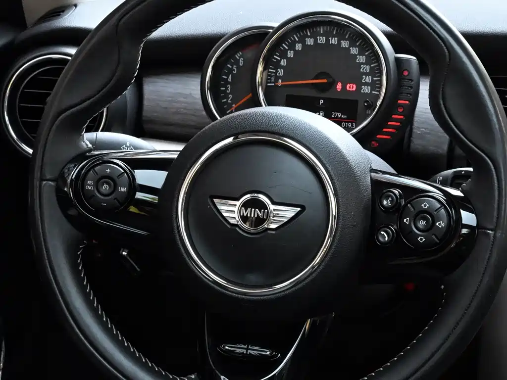 MINI Mini — миниатюра 32