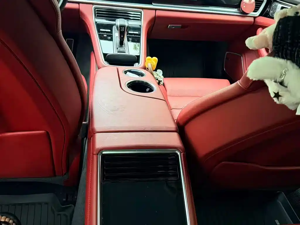 Porsche Panamera Hybrid — миниатюра 6